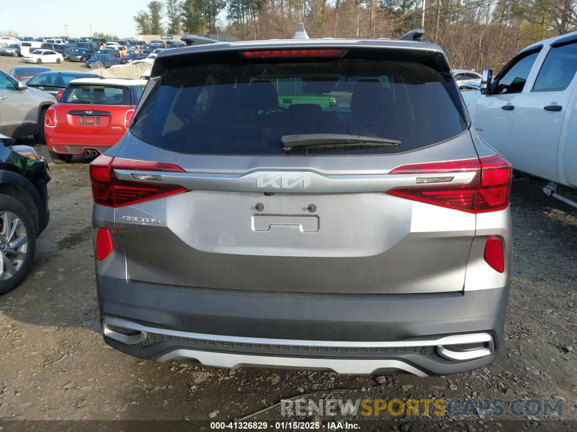 16 Photograph of a damaged car KNDEU2AA3N7315127 KIA SELTOS 2022