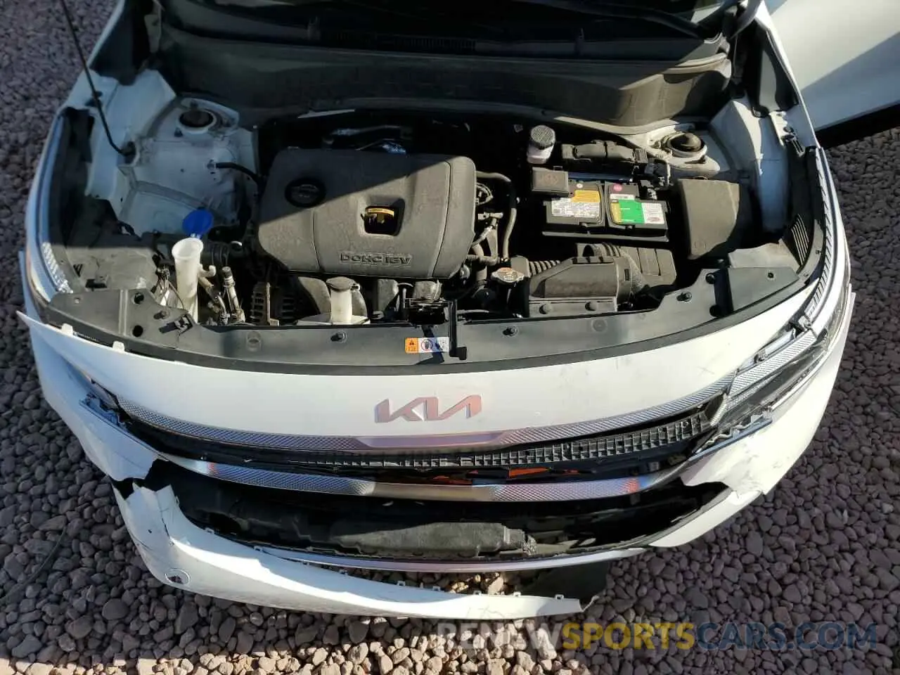12 Photograph of a damaged car KNDEU2AA4N7305576 KIA SELTOS 2022