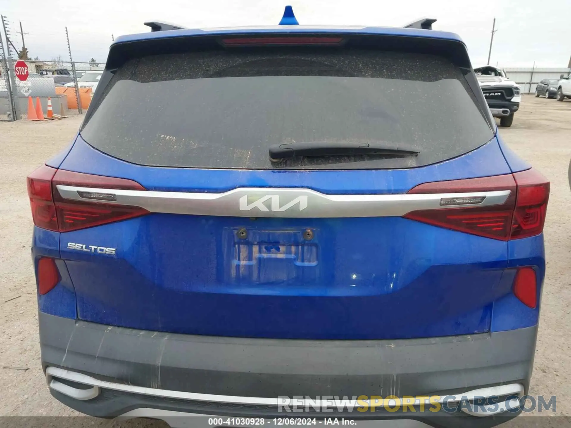 16 Photograph of a damaged car KNDEU2AA6N7345335 KIA SELTOS 2022