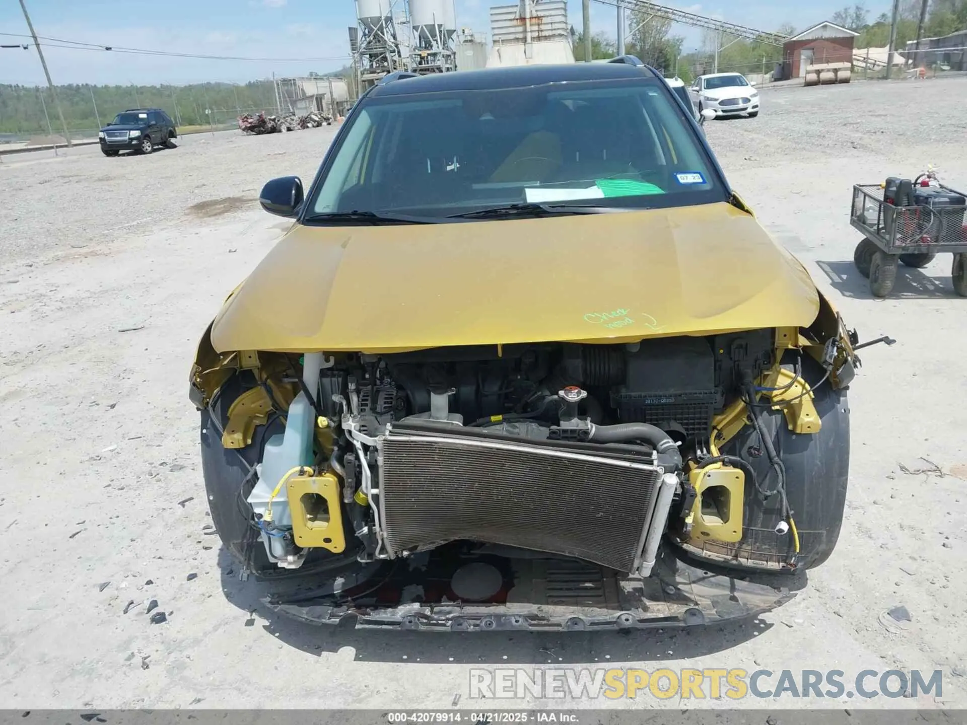 12 Photograph of a damaged car KNDEU2AA9N7246153 KIA SELTOS 2022