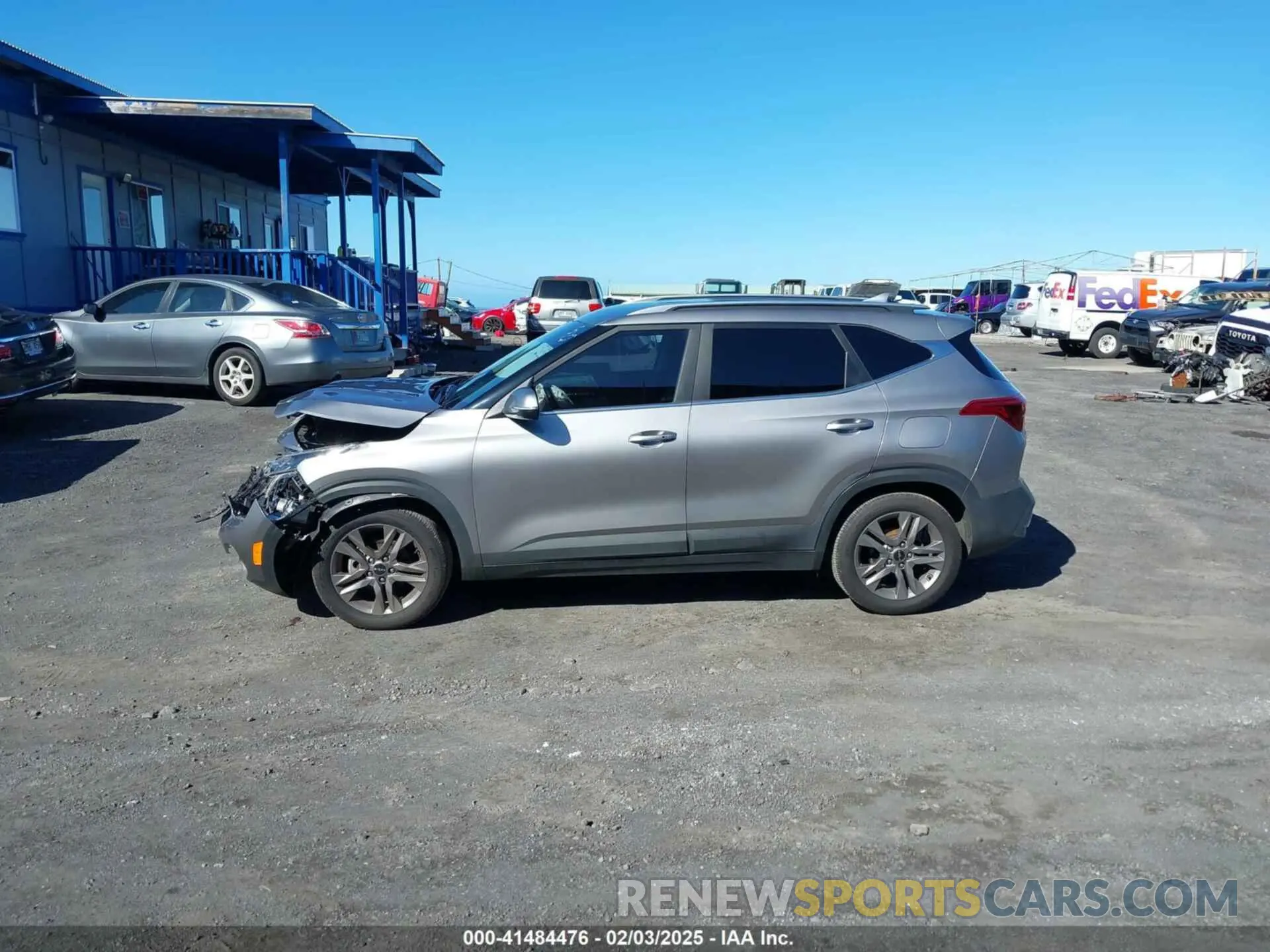 14 Photograph of a damaged car KNDEU2AA9N7269187 KIA SELTOS 2022