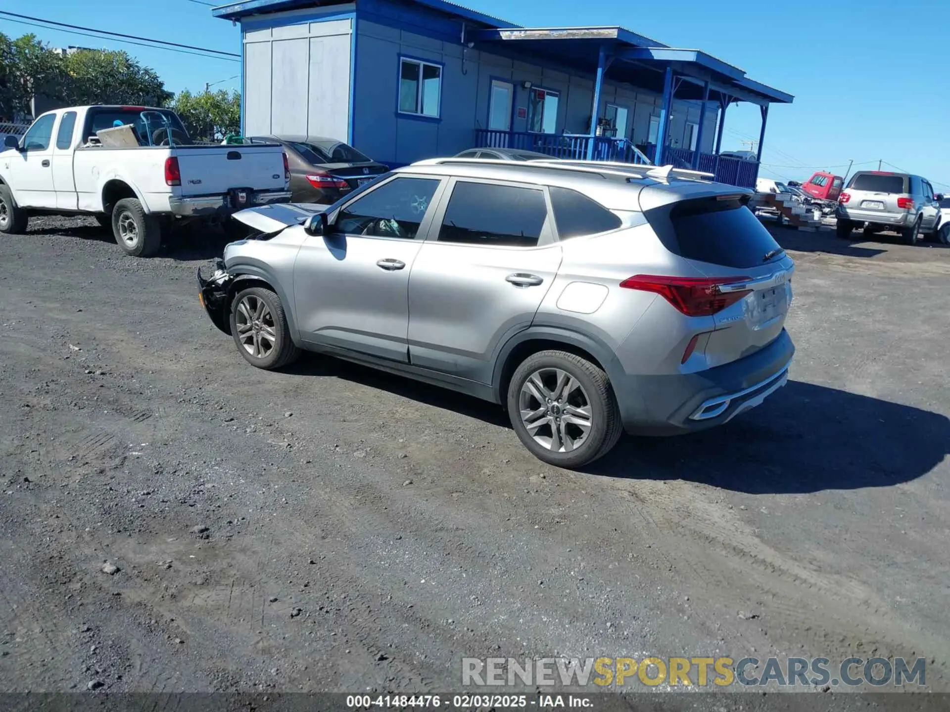 3 Photograph of a damaged car KNDEU2AA9N7269187 KIA SELTOS 2022