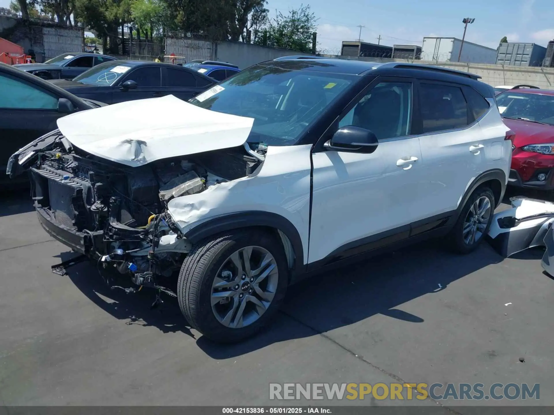 2 Photograph of a damaged car KNDEU2AA9N7293070 KIA SELTOS 2022