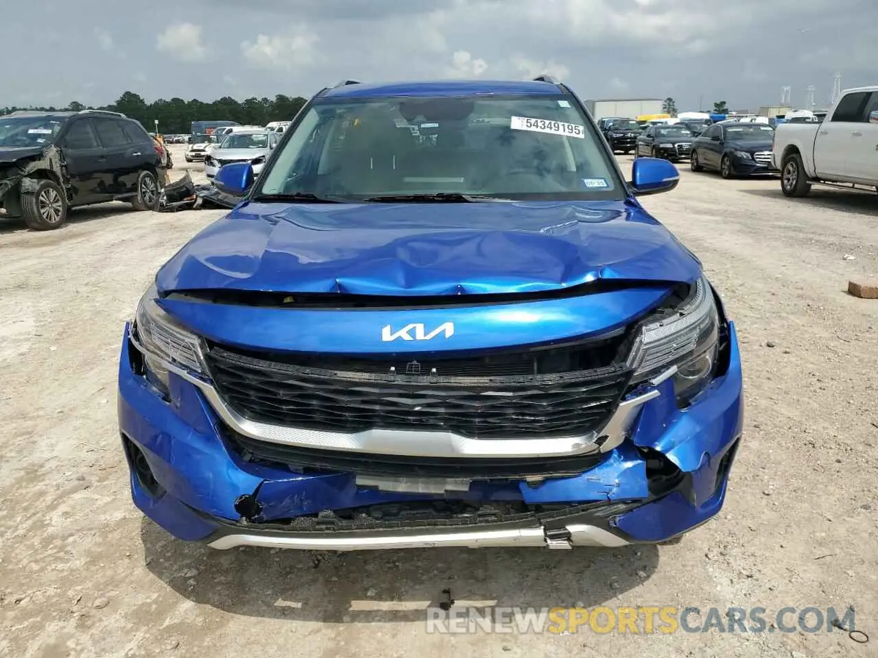 5 Photograph of a damaged car KNDEU2AAXN7339974 KIA SELTOS 2022