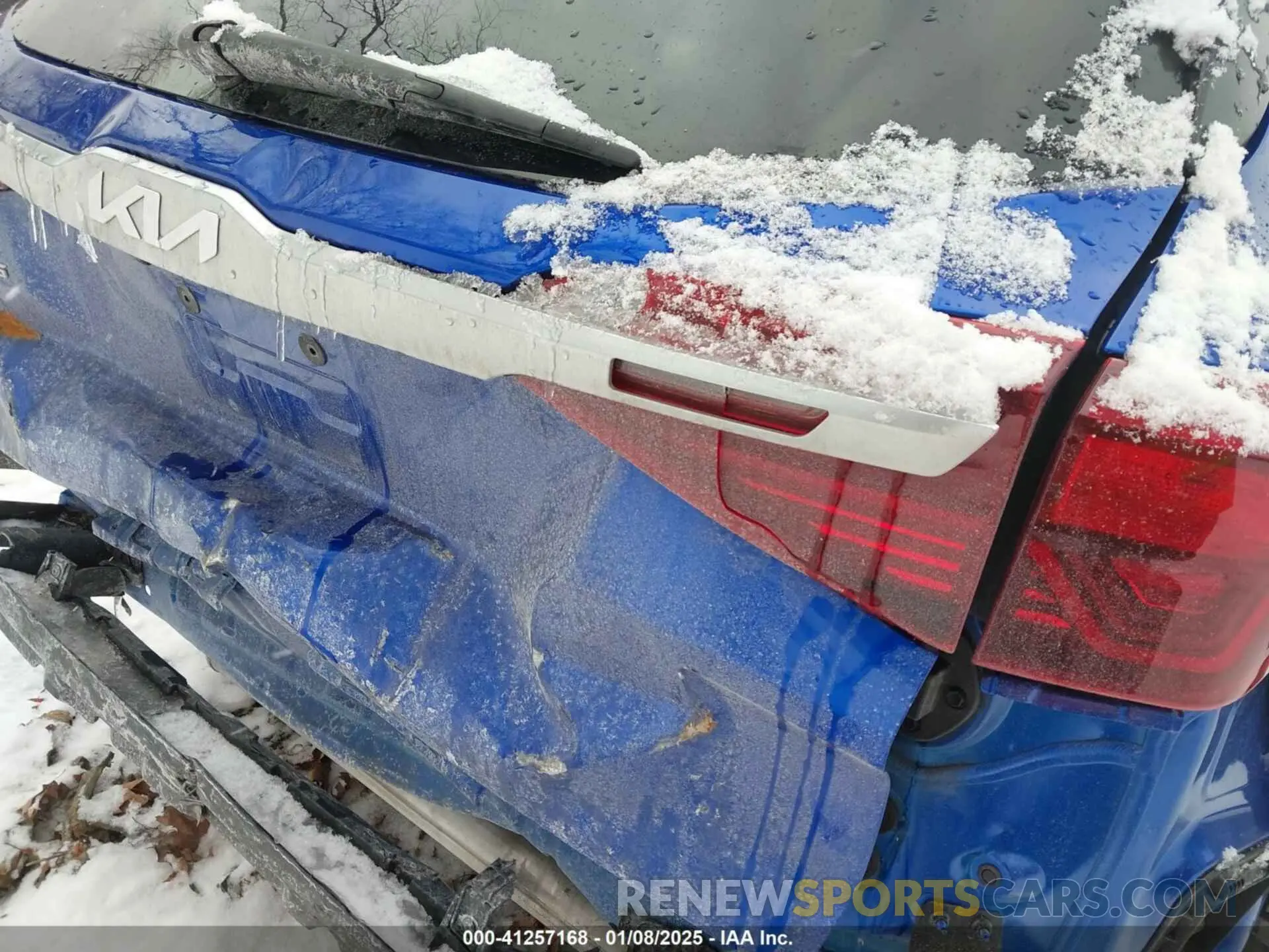 21 Photograph of a damaged car KNDEUCA24N7321372 KIA SELTOS 2022