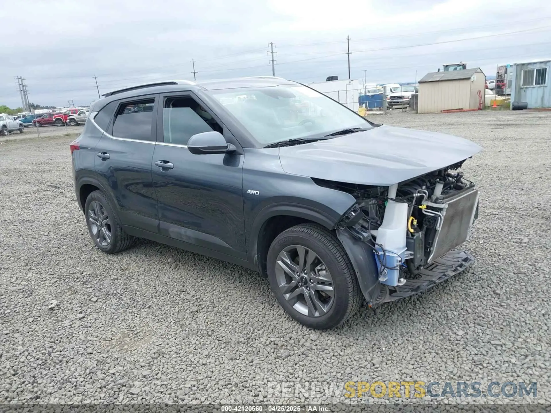 1 Photograph of a damaged car KNDEUCAA1N7314256 KIA SELTOS 2022