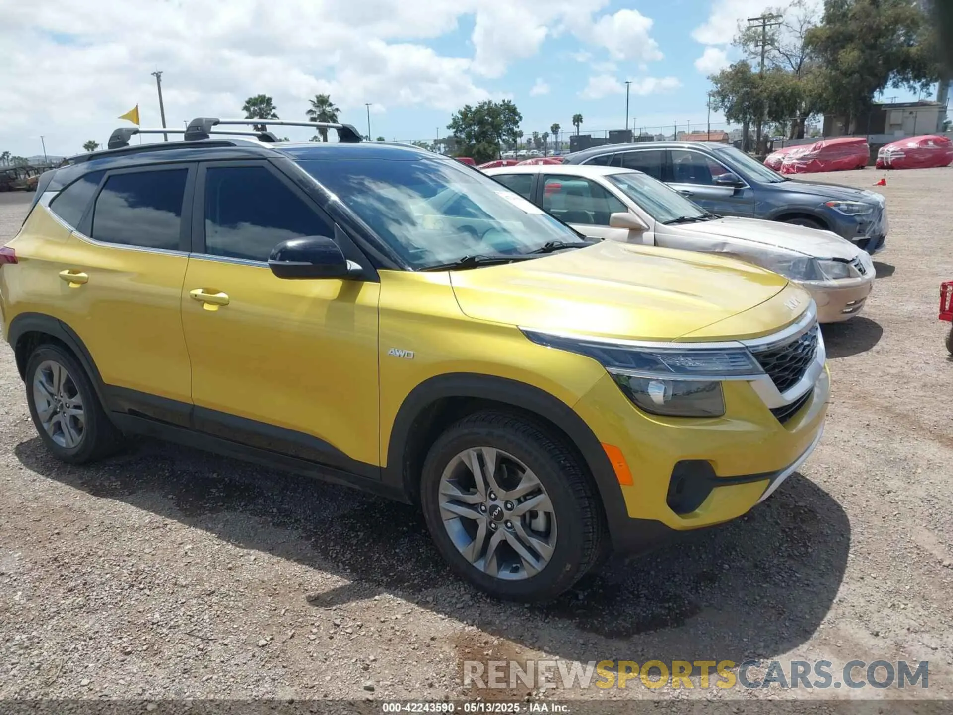 1 Photograph of a damaged car KNDEUCAA4N7237298 KIA SELTOS 2022