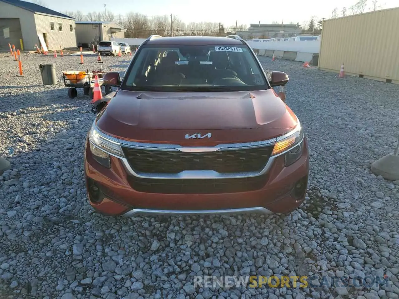 5 Photograph of a damaged car KNDEUCAA4N7318494 KIA SELTOS 2022