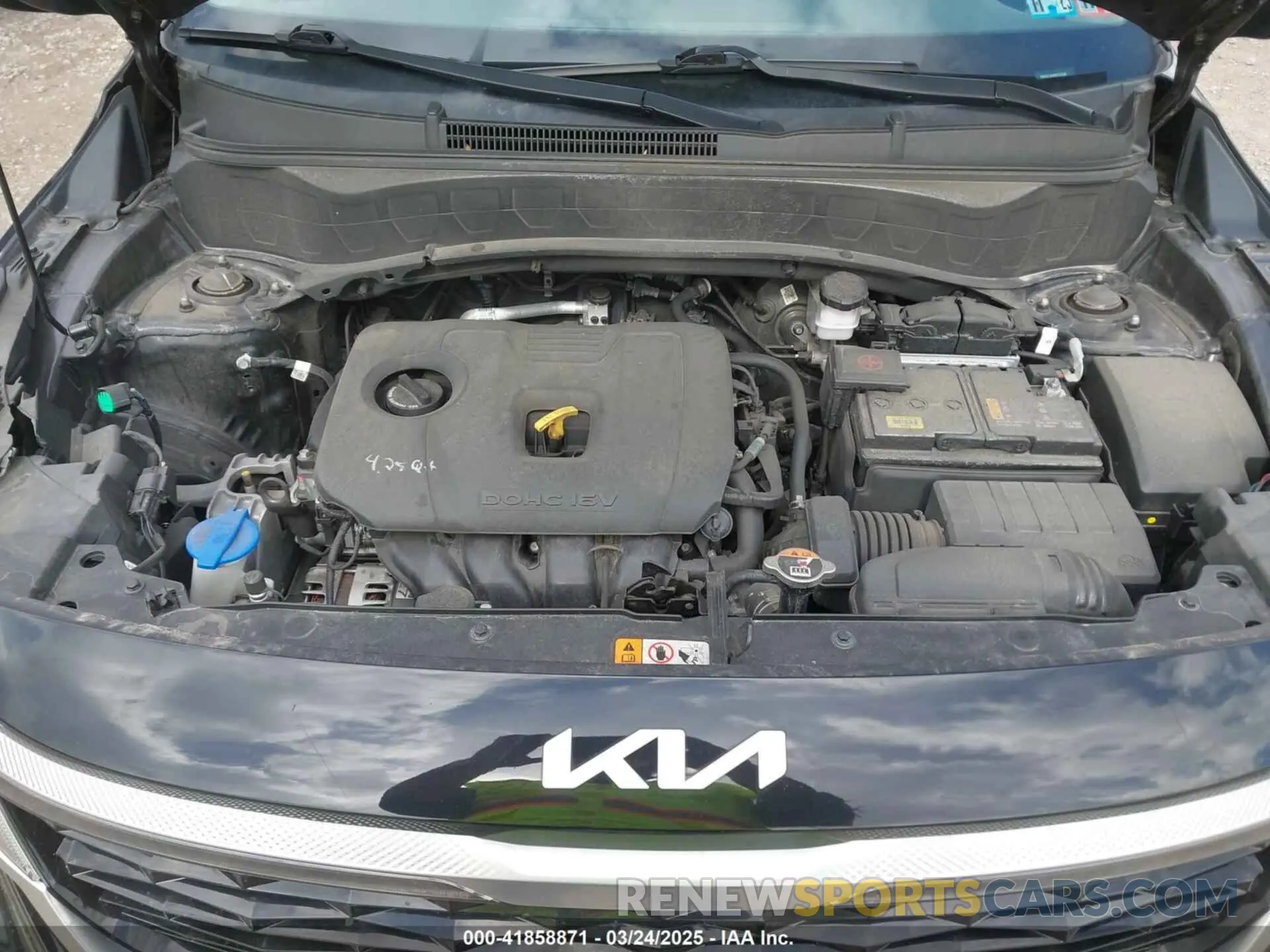 10 Photograph of a damaged car KNDEUCAA6N7270108 KIA SELTOS 2022