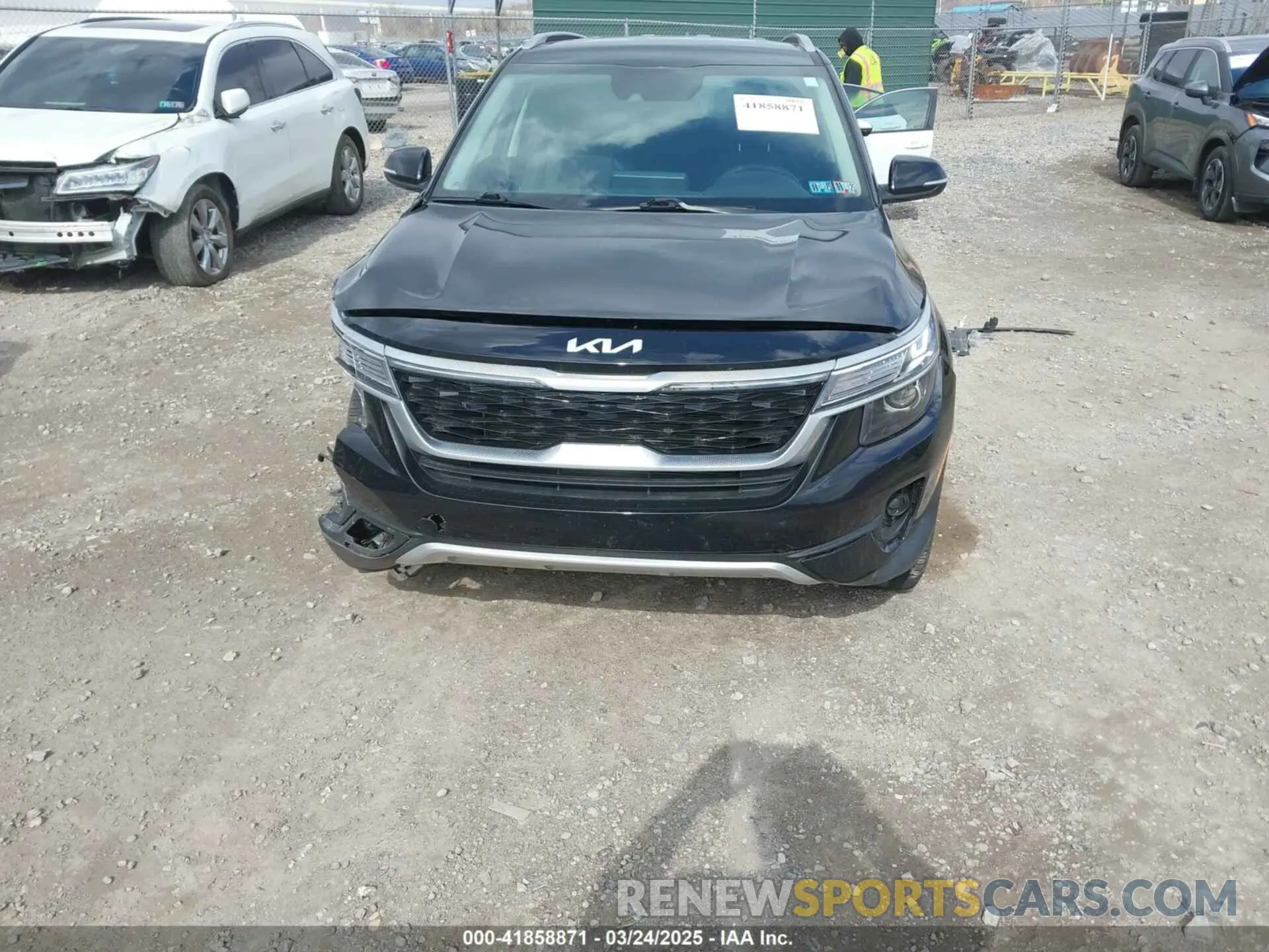 13 Photograph of a damaged car KNDEUCAA6N7270108 KIA SELTOS 2022
