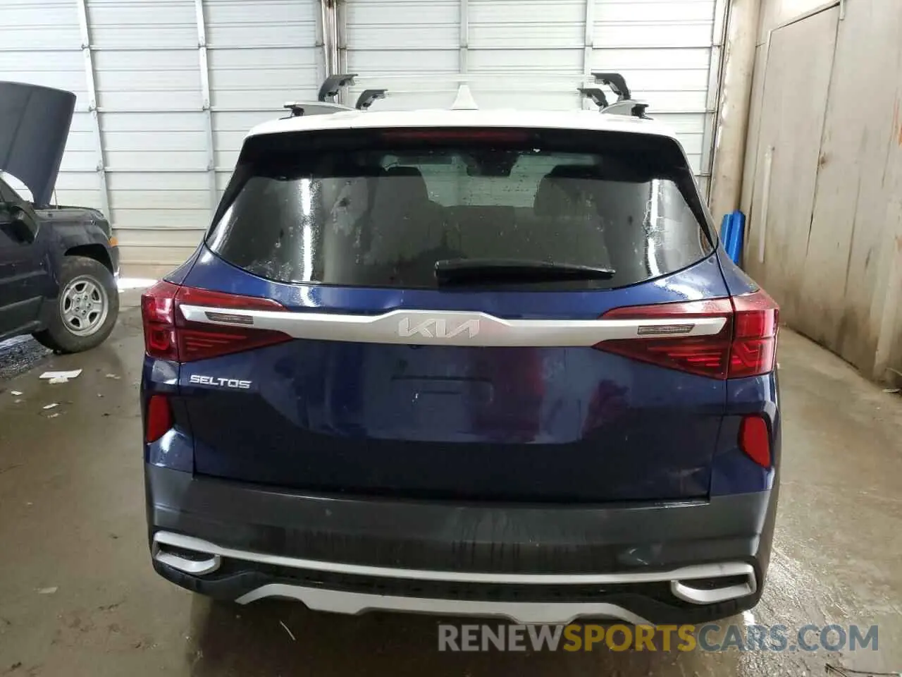 6 Photograph of a damaged car KNDEUCAA7N7319896 KIA SELTOS 2022