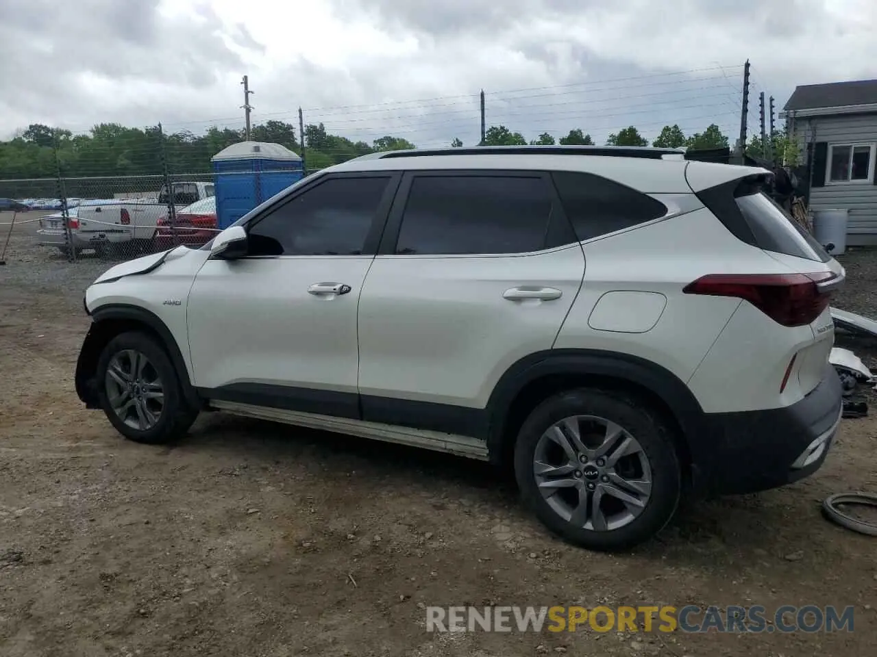 2 Photograph of a damaged car KNDEUCAA8N7261717 KIA SELTOS 2022