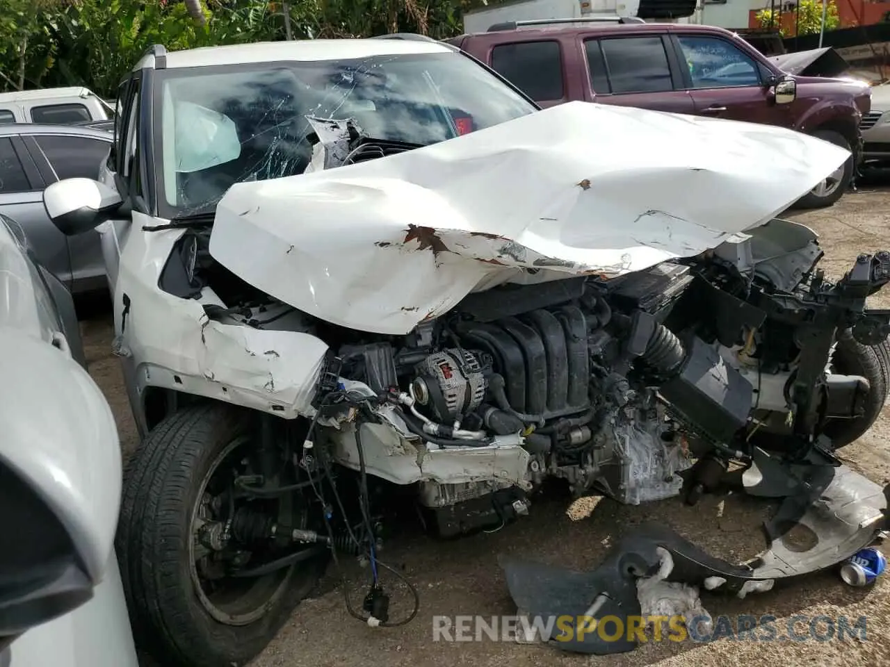 4 Photograph of a damaged car KNDEP2AA8P7463168 KIA SELTOS 2023
