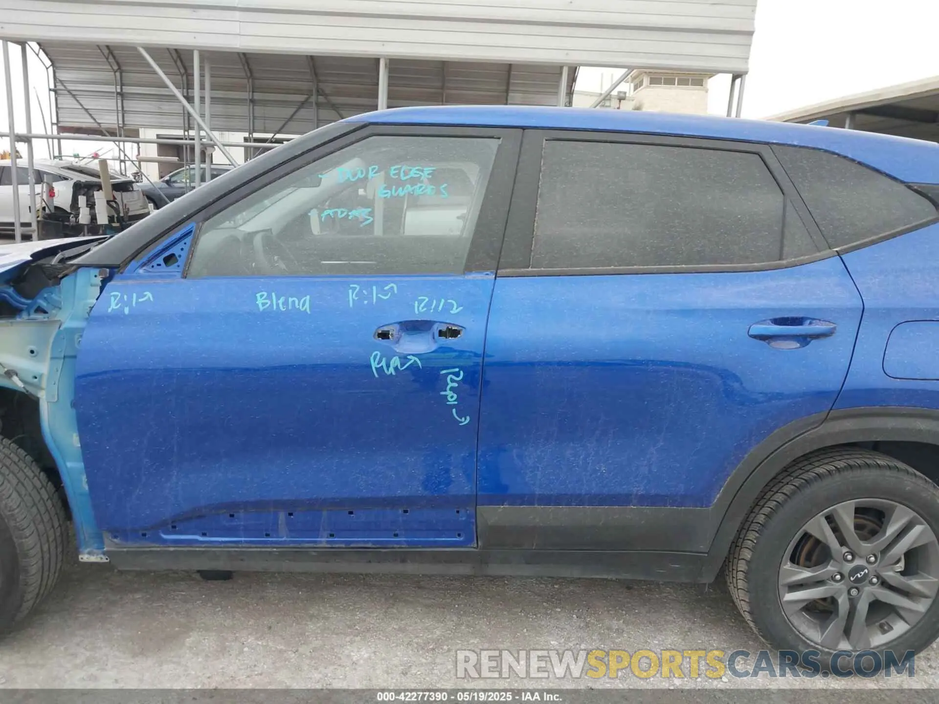 15 Photograph of a damaged car KNDEPCAA1P7369526 KIA SELTOS 2023