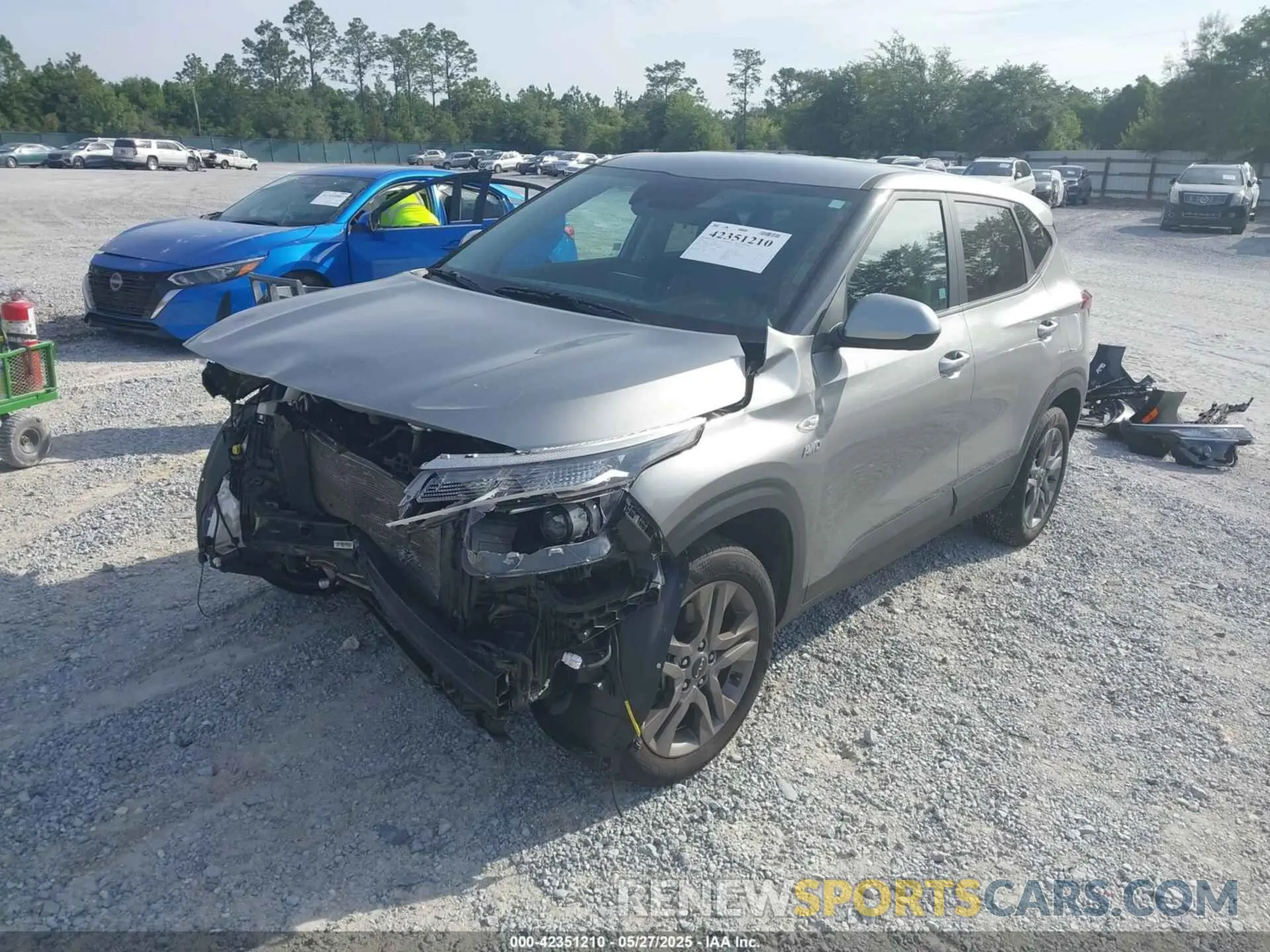 2 Photograph of a damaged car KNDEPCAA3P7393083 KIA SELTOS 2023