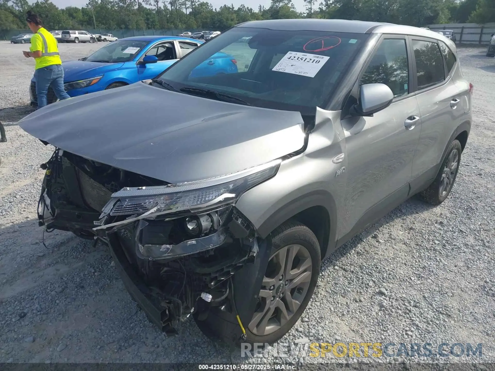 6 Photograph of a damaged car KNDEPCAA3P7393083 KIA SELTOS 2023