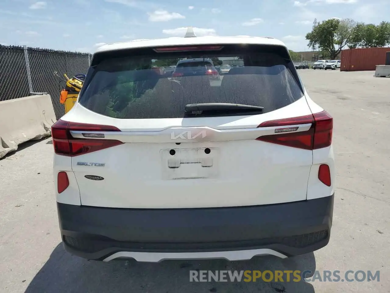 6 Photograph of a damaged car KNDEPCAA4P7377197 KIA SELTOS 2023