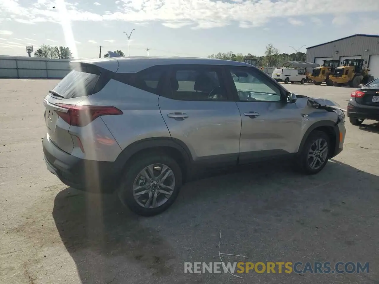 3 Photograph of a damaged car KNDEPCAA4P7427189 KIA SELTOS 2023
