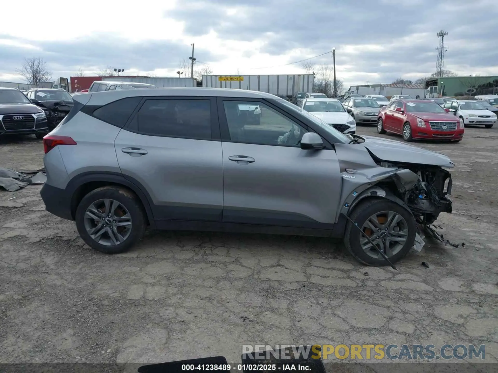 13 Photograph of a damaged car KNDEPCAA5P7434734 KIA SELTOS 2023
