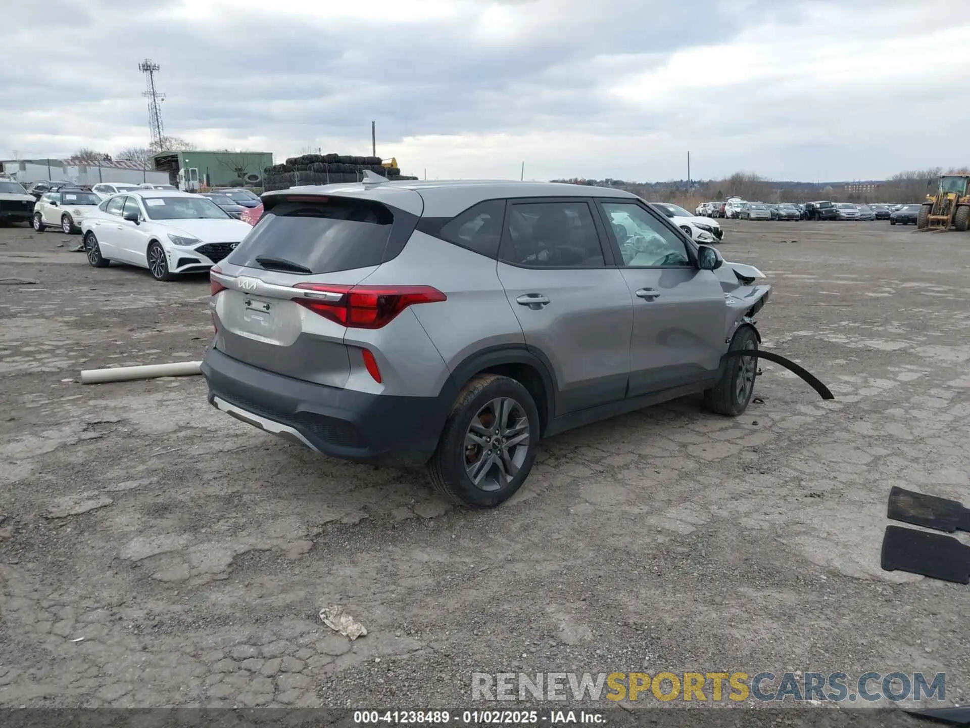 4 Photograph of a damaged car KNDEPCAA5P7434734 KIA SELTOS 2023