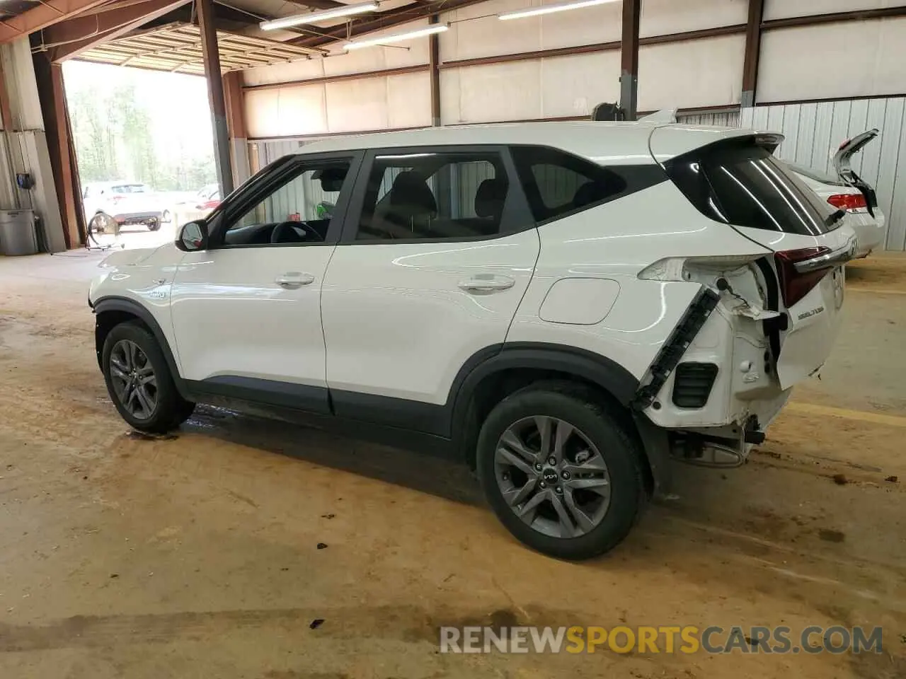 2 Photograph of a damaged car KNDEPCAA6P7362944 KIA SELTOS 2023