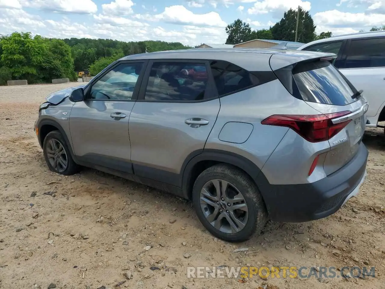 2 Photograph of a damaged car KNDEPCAA6P7408711 KIA SELTOS 2023