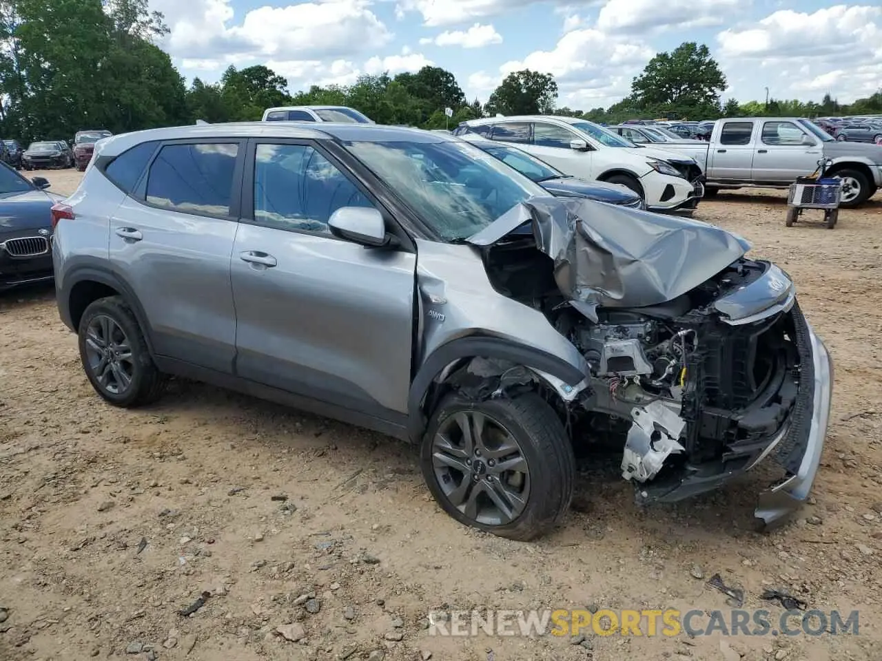 4 Photograph of a damaged car KNDEPCAA6P7408711 KIA SELTOS 2023