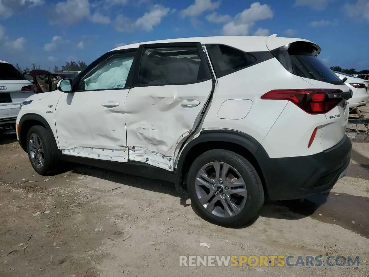2 Photograph of a damaged car KNDEPCAA7P7461188 KIA SELTOS 2023