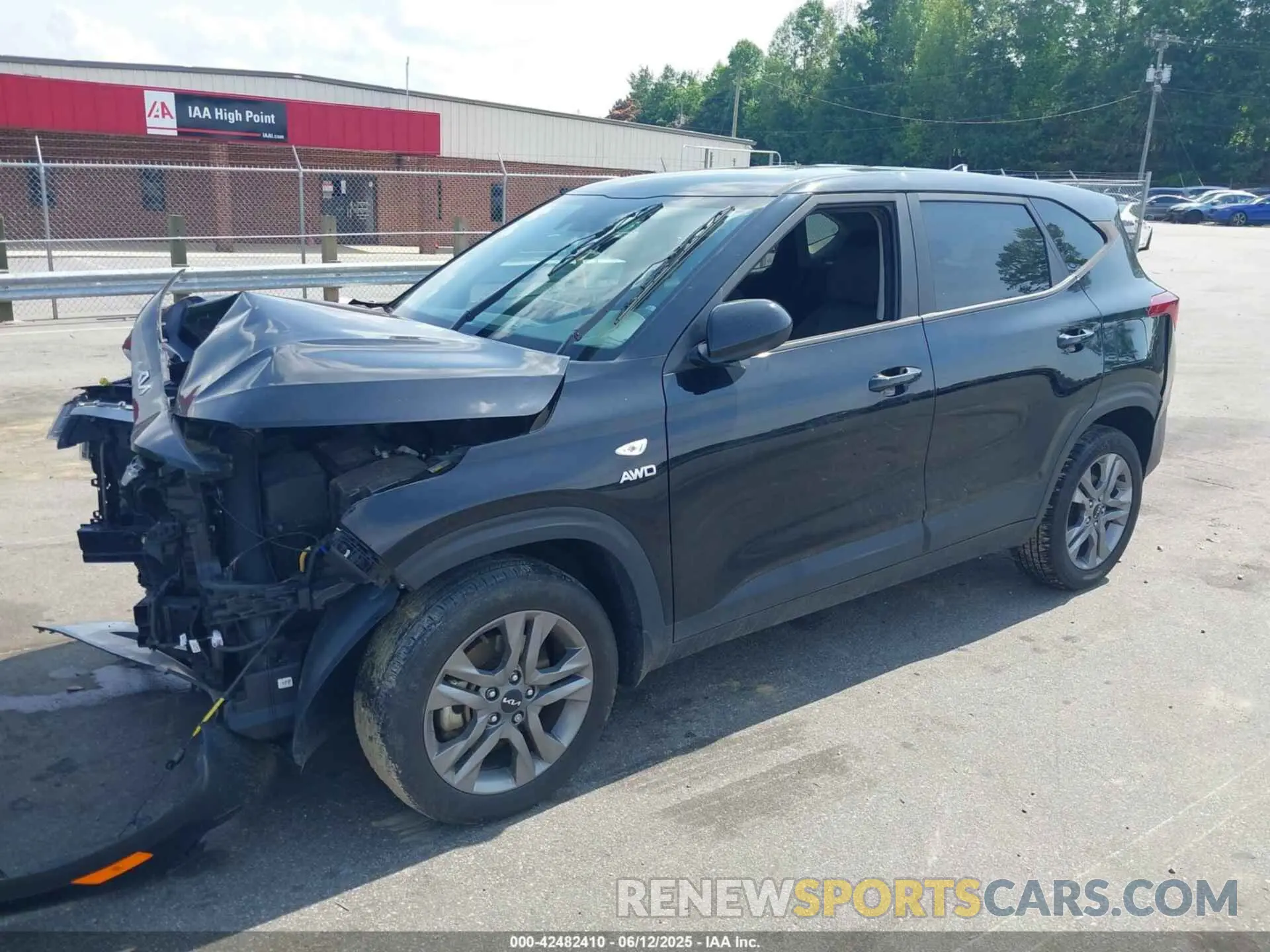2 Photograph of a damaged car KNDEPCAA9P7457143 KIA SELTOS 2023