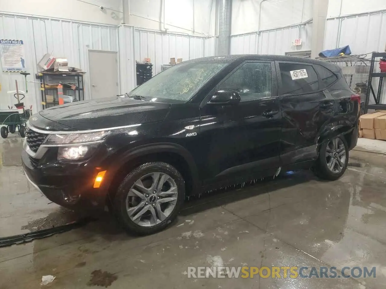 1 Photograph of a damaged car KNDEPCAAXP7432087 KIA SELTOS 2023