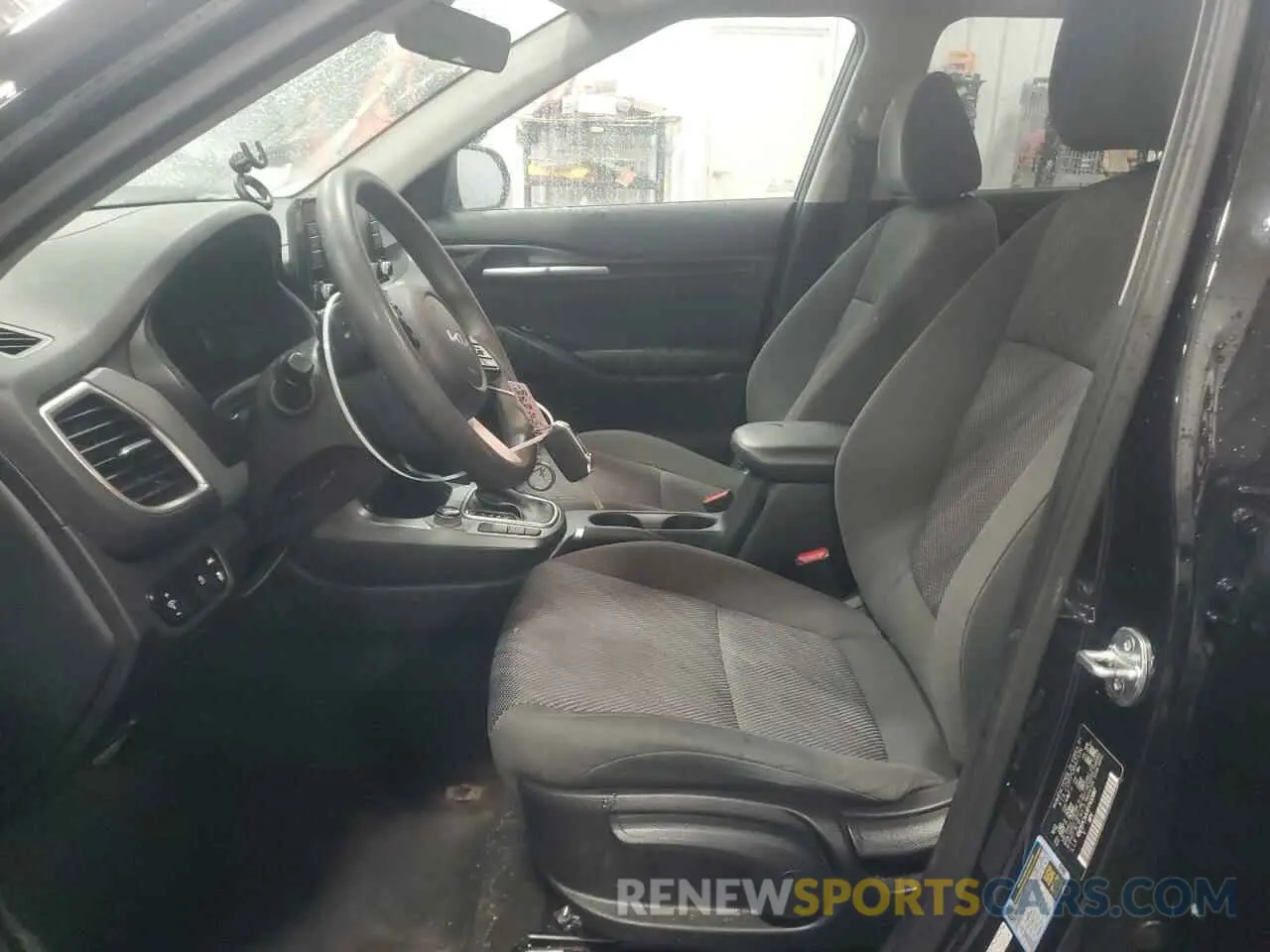 7 Photograph of a damaged car KNDEPCAAXP7432087 KIA SELTOS 2023