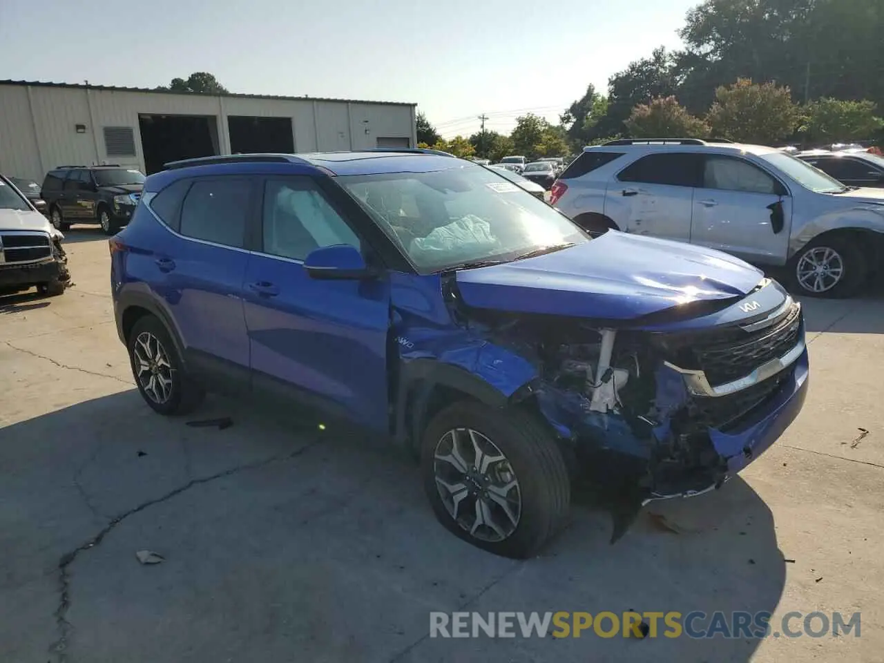 4 Photograph of a damaged car KNDERCAA0P7451788 KIA SELTOS 2023