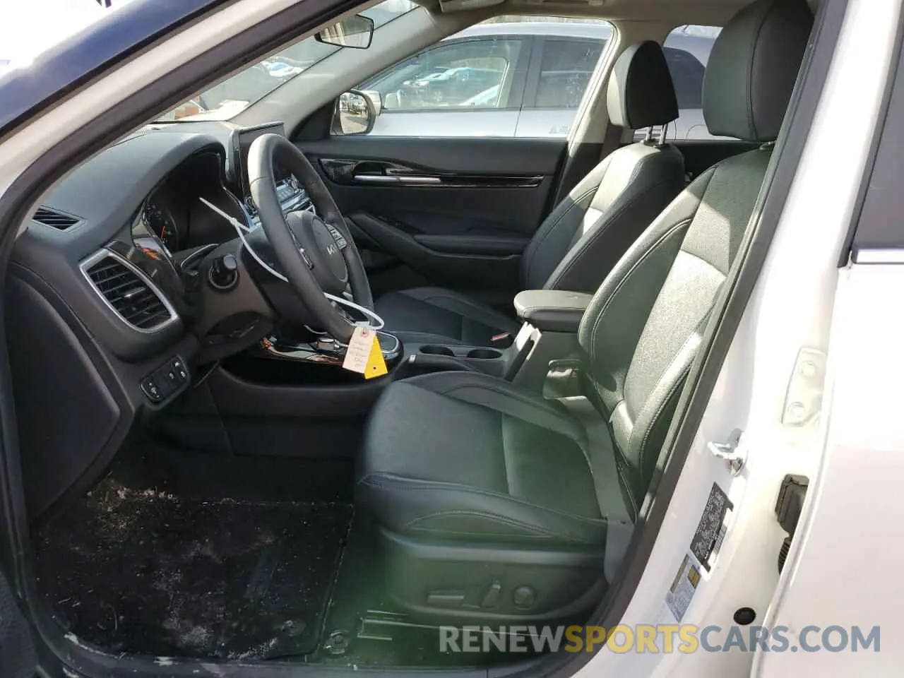 7 Photograph of a damaged car KNDERCAA2P7373417 KIA SELTOS 2023