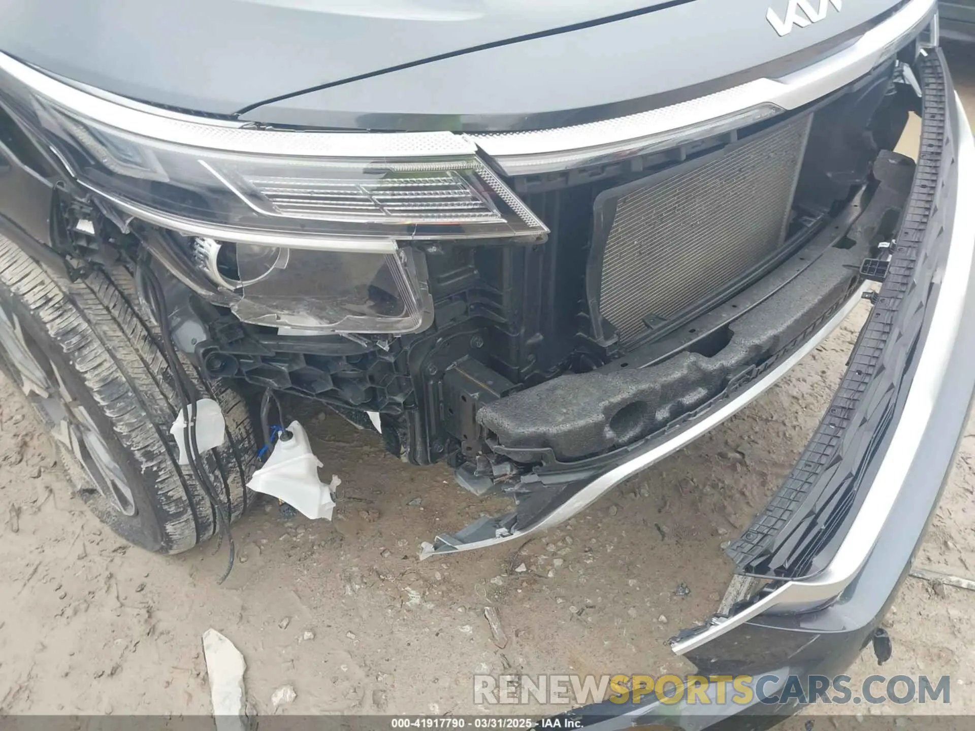 19 Photograph of a damaged car KNDERCAA3P7375497 KIA SELTOS 2023
