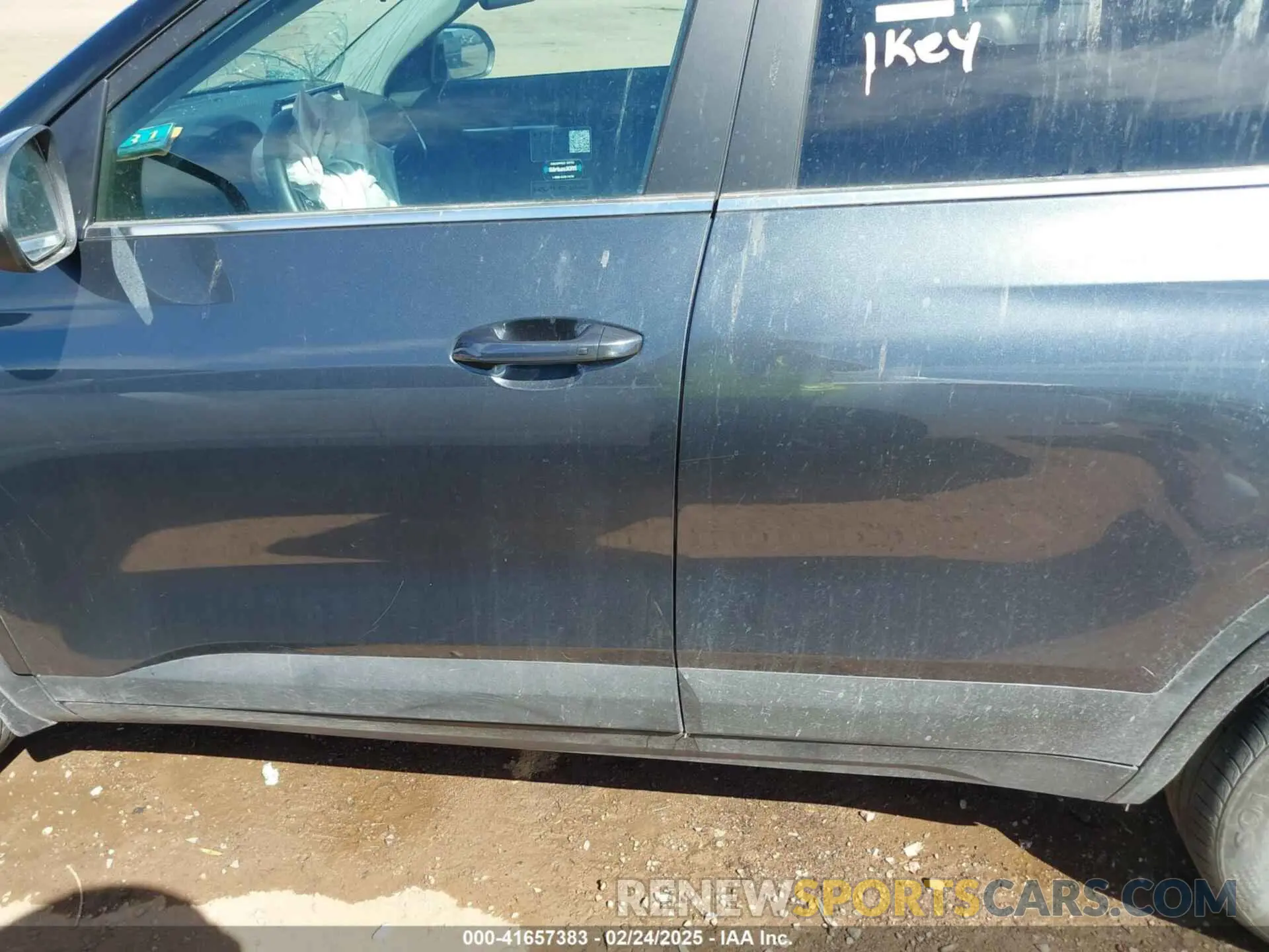 14 Photograph of a damaged car KNDERCAA4P7458811 KIA SELTOS 2023