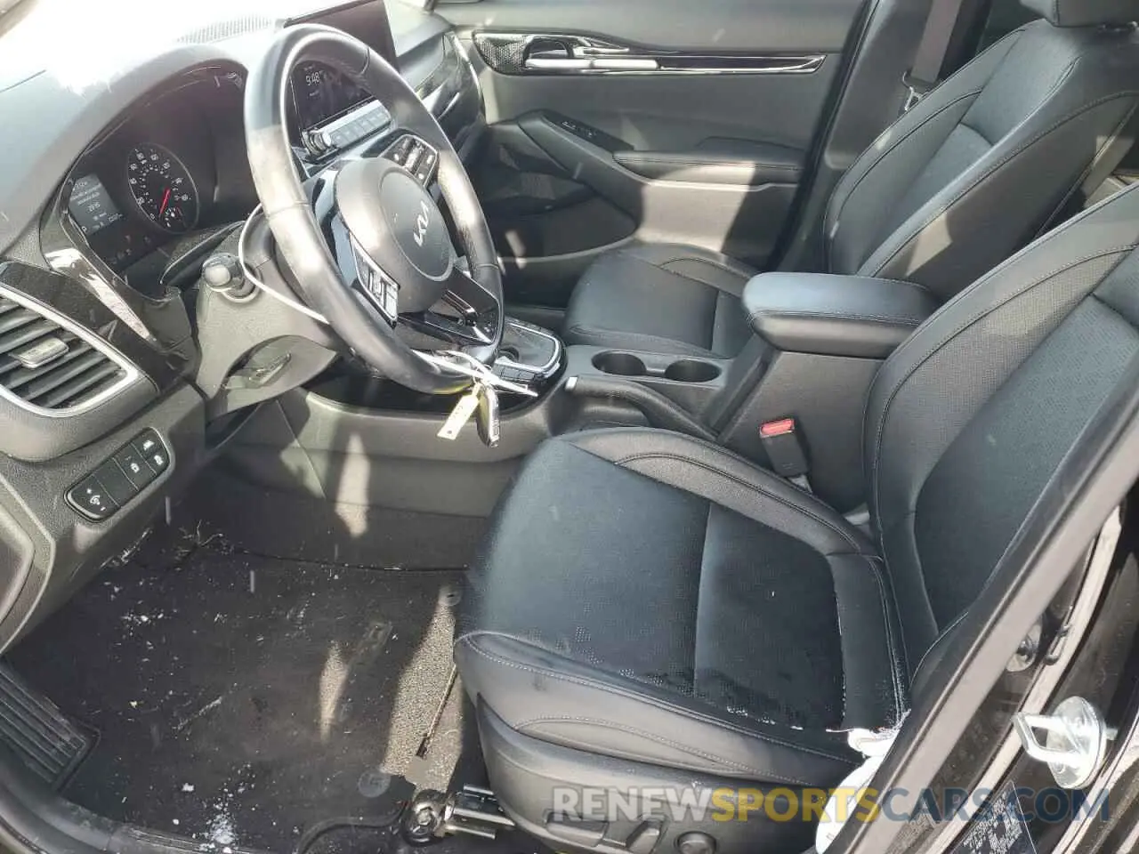 7 Photograph of a damaged car KNDERCAA6P7415281 KIA SELTOS 2023