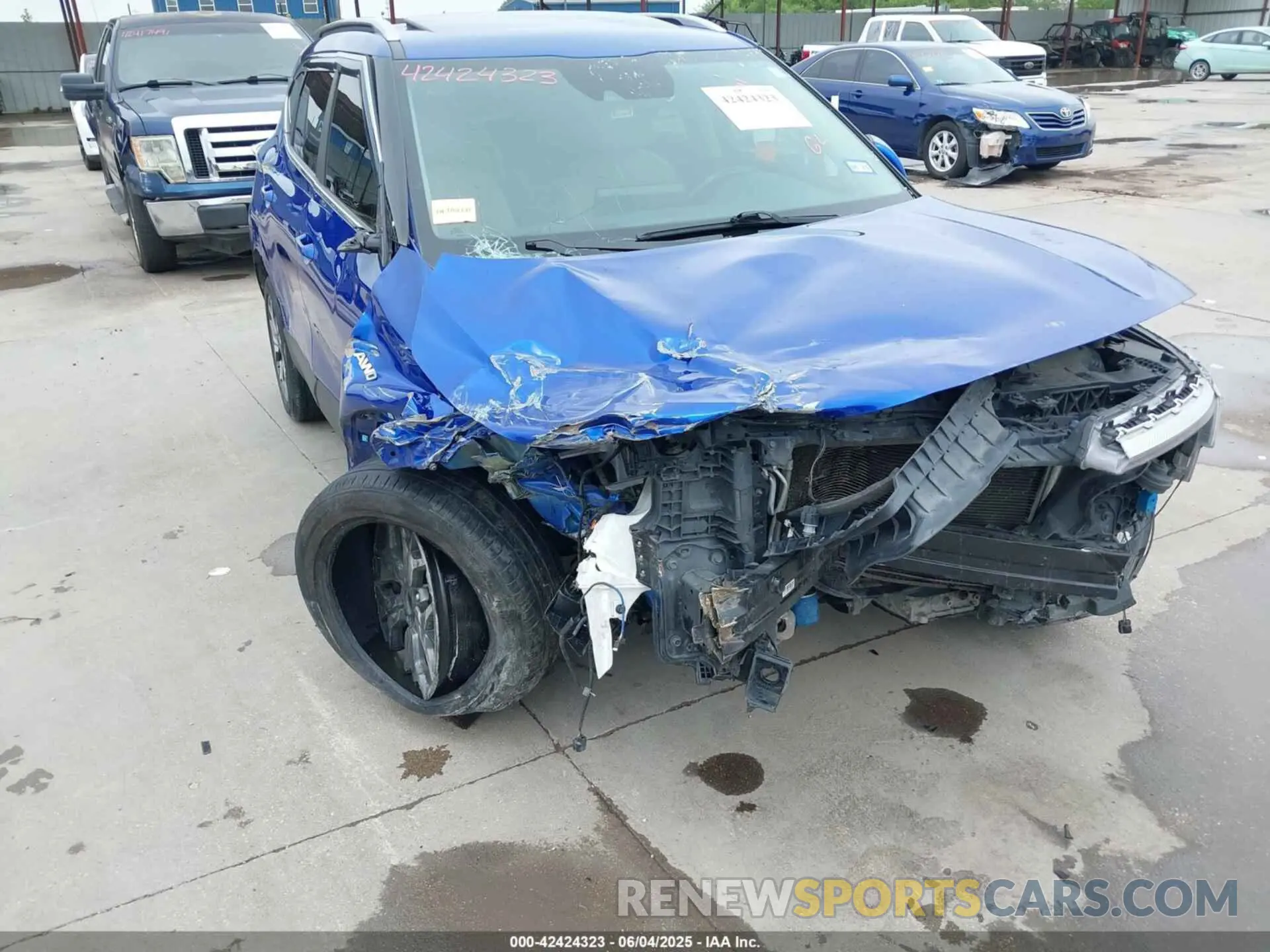 6 Photograph of a damaged car KNDERCAA9P7357022 KIA SELTOS 2023