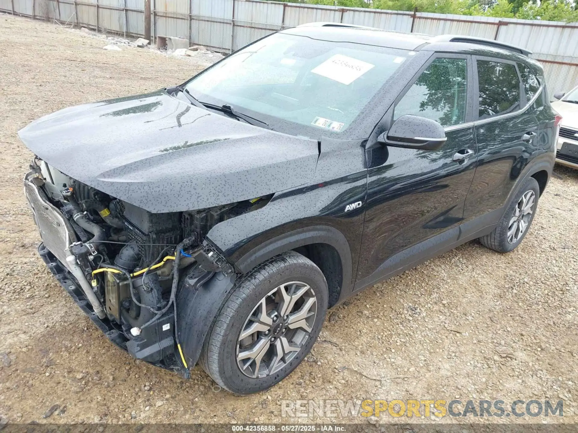 2 Photograph of a damaged car KNDERCAA9P7405196 KIA SELTOS 2023