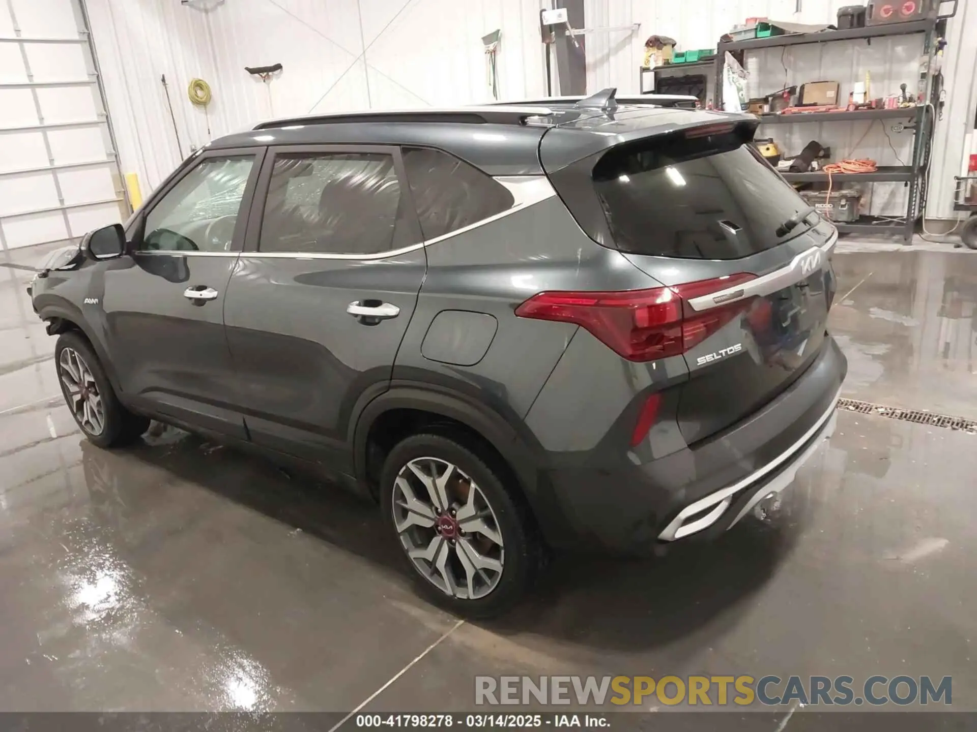 3 Photograph of a damaged car KNDETCA20P7354908 KIA SELTOS 2023