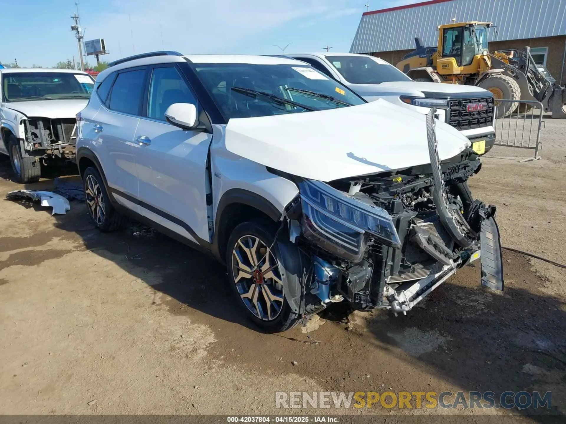 1 Photograph of a damaged car KNDETCA24P7380198 KIA SELTOS 2023