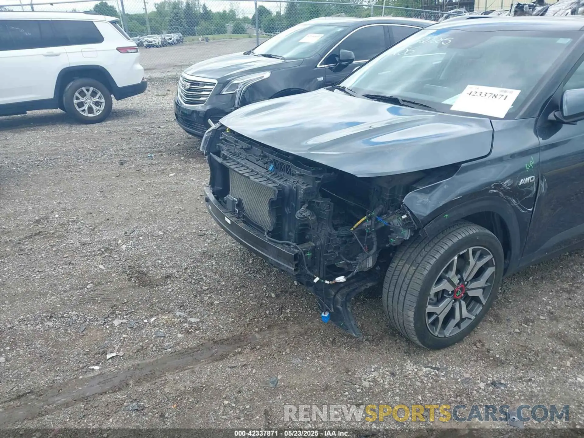 6 Photograph of a damaged car KNDETCA25P7354256 KIA SELTOS 2023