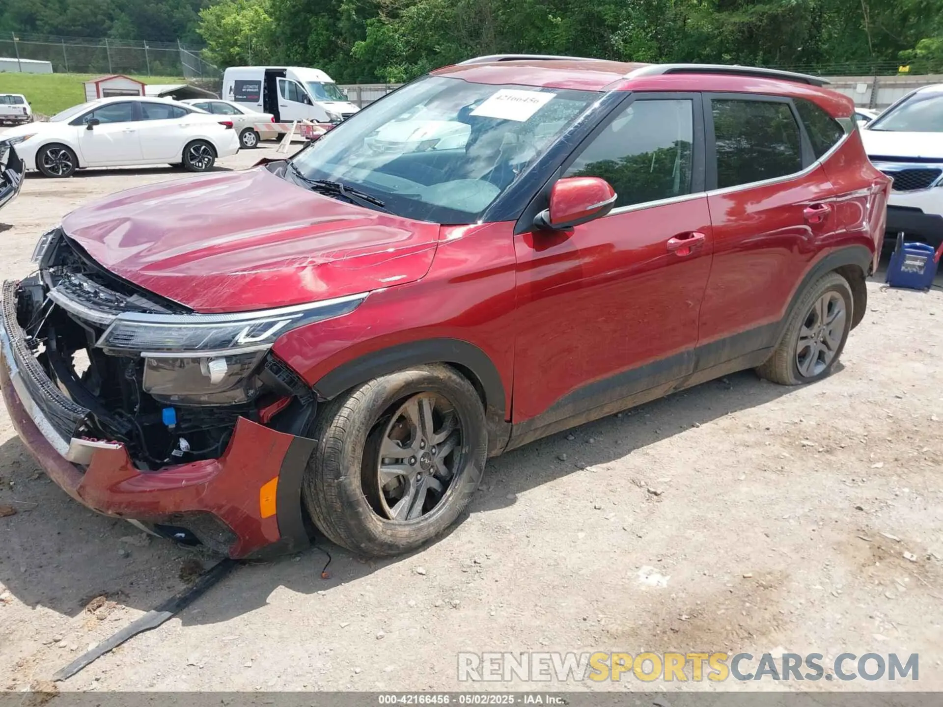 2 Photograph of a damaged car KNDEU2AA0P7424566 KIA SELTOS 2023