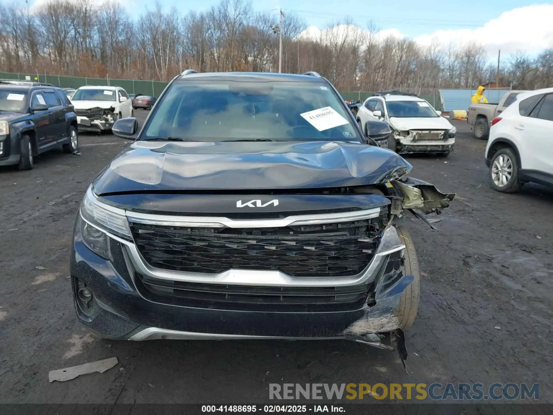 12 Photograph of a damaged car KNDEU2AA1P7395711 KIA SELTOS 2023
