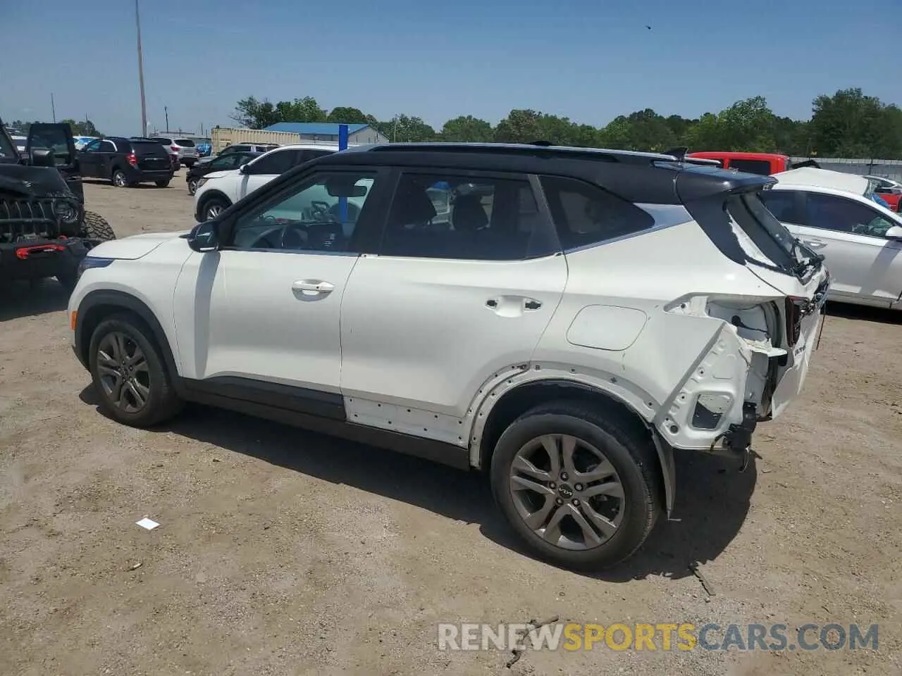 2 Photograph of a damaged car KNDEU2AA1P7413317 KIA SELTOS 2023