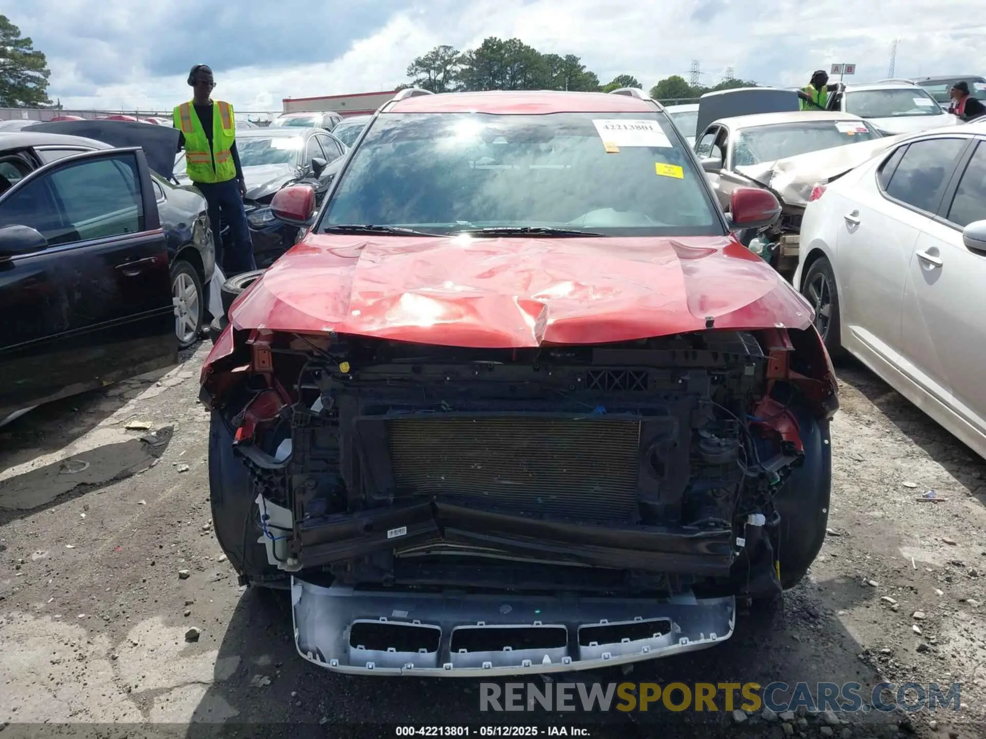 13 Photograph of a damaged car KNDEU2AA1P7432837 KIA SELTOS 2023