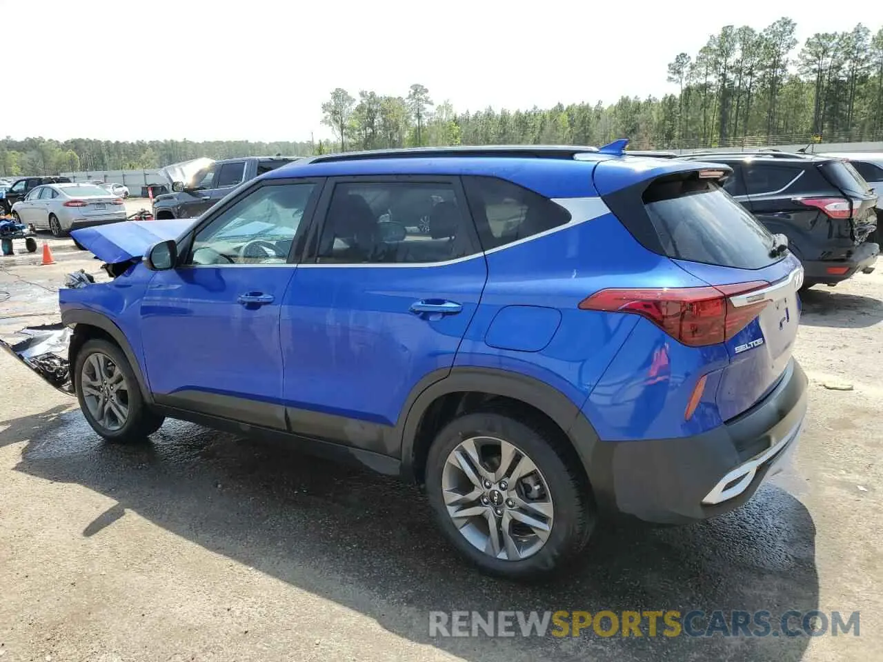 2 Photograph of a damaged car KNDEU2AA2P7349594 KIA SELTOS 2023