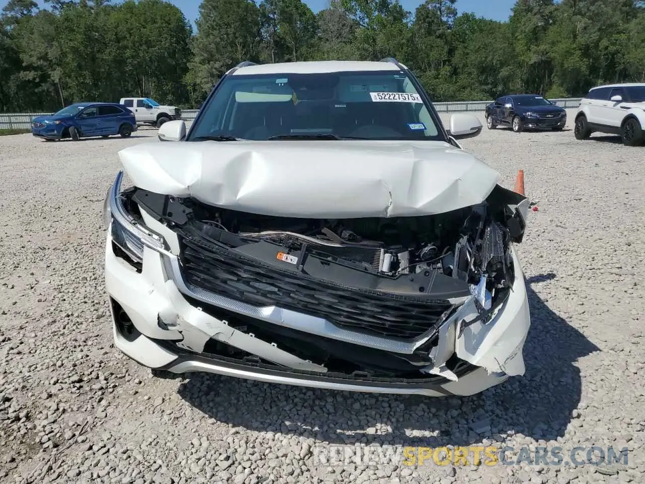 5 Photograph of a damaged car KNDEU2AA2P7425136 KIA SELTOS 2023