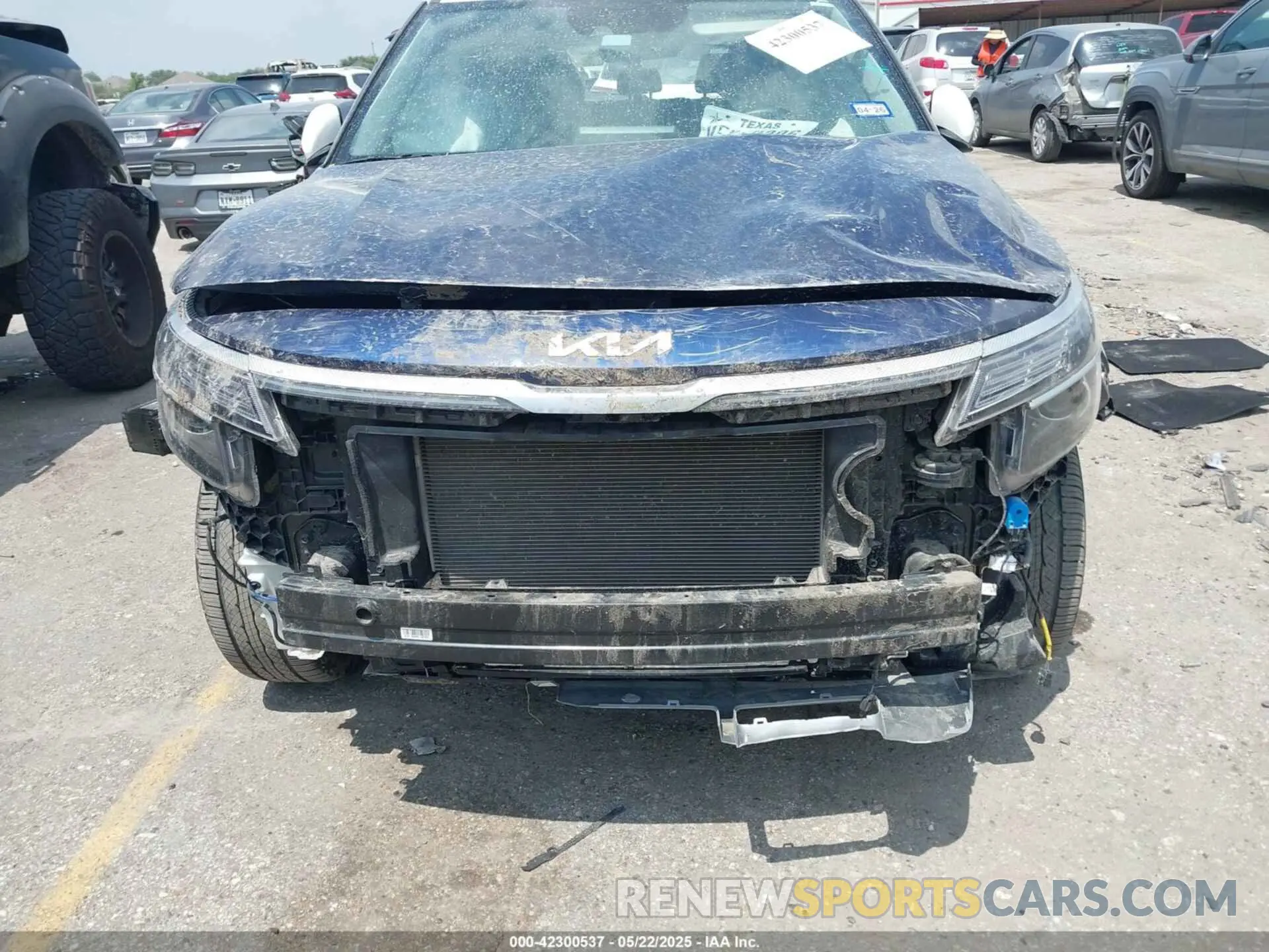 12 Photograph of a damaged car KNDEU2AA3P7397279 KIA SELTOS 2023