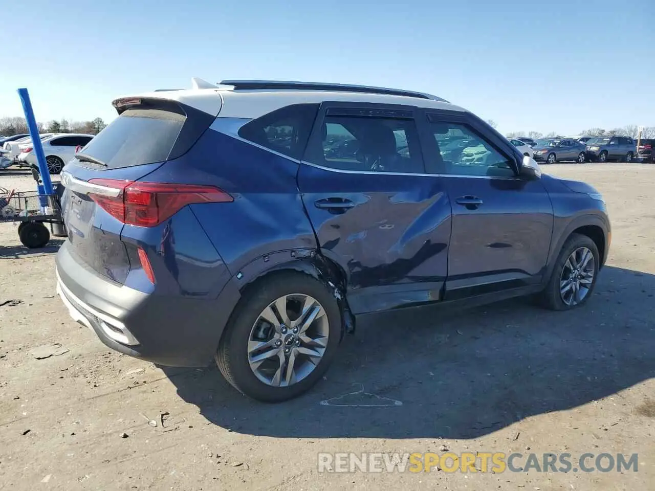 3 Photograph of a damaged car KNDEU2AA3P7409480 KIA SELTOS 2023