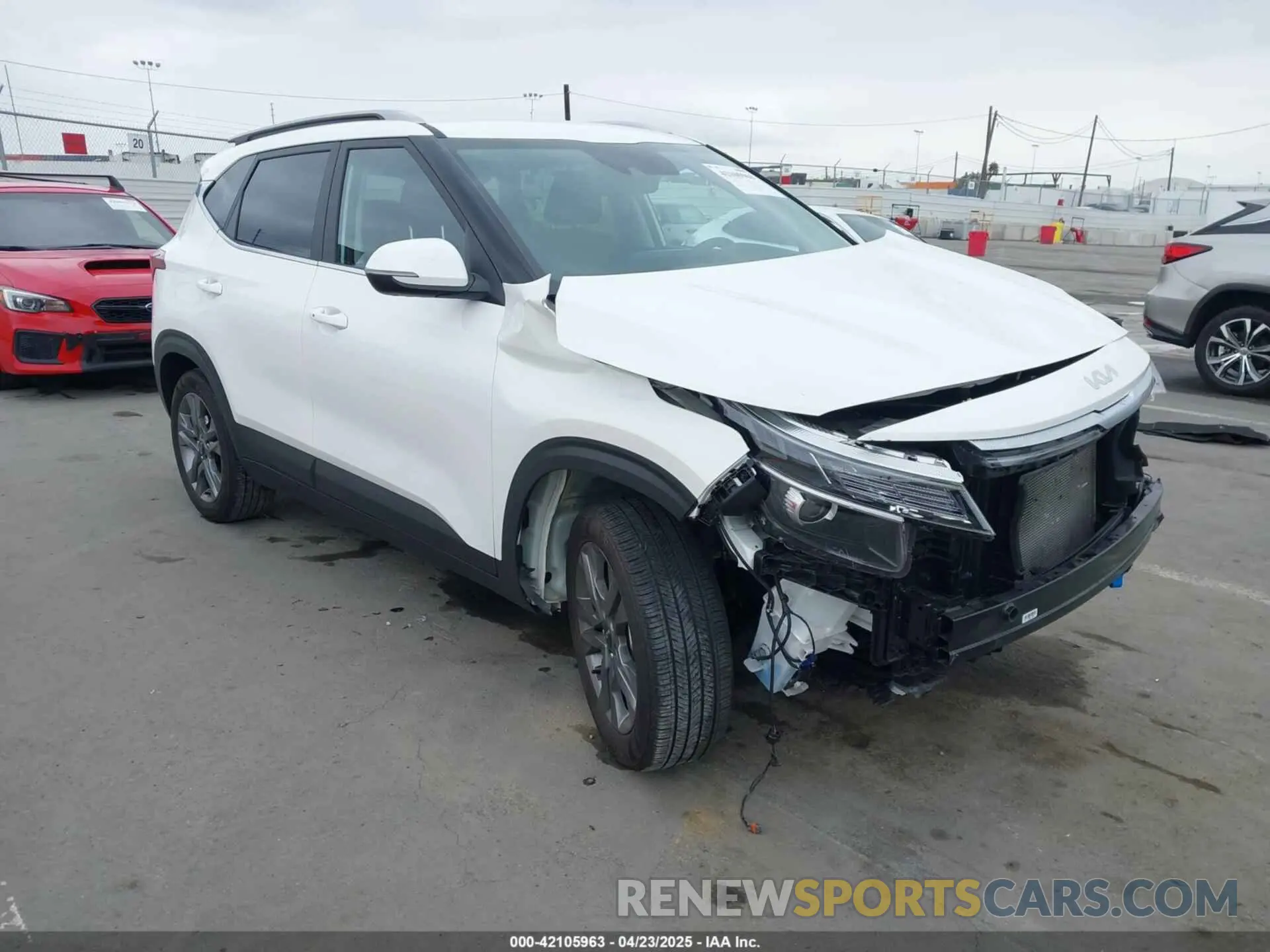 1 Photograph of a damaged car KNDEU2AA5P7433554 KIA SELTOS 2023